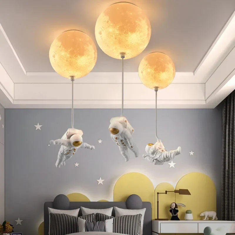 Luna Decoro, view 3