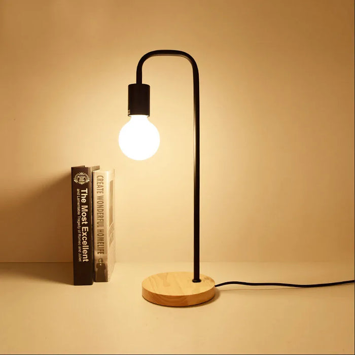Country style desk lamp