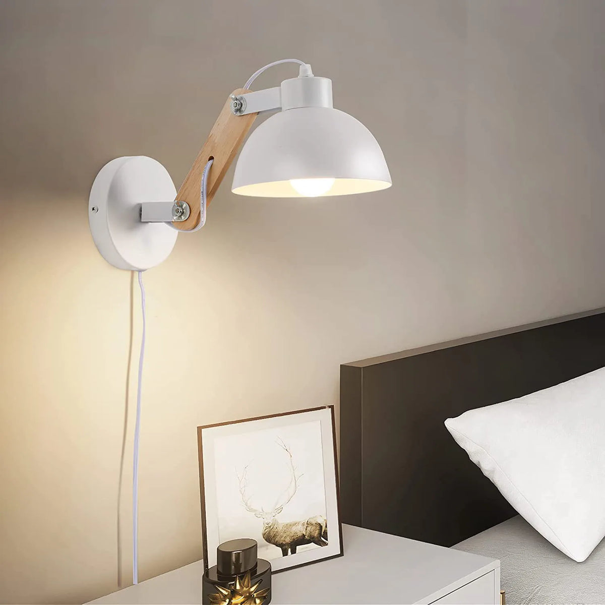European minimalist wall light