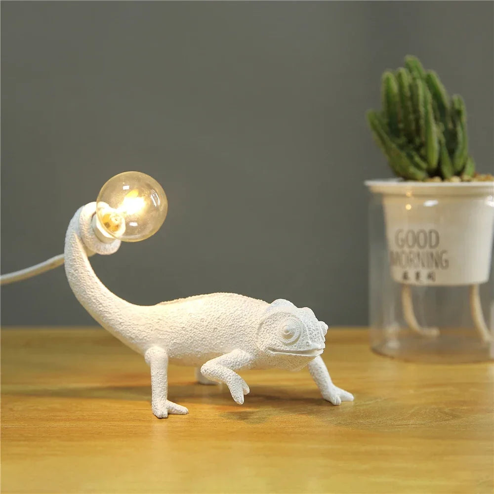 Lizard resin night light