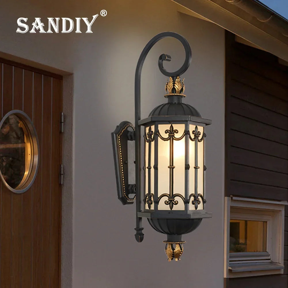 Retro IP65 outdoor wall lantern