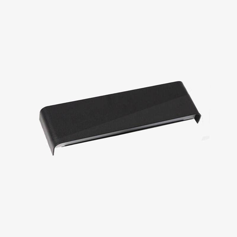 Elongated LED wall light