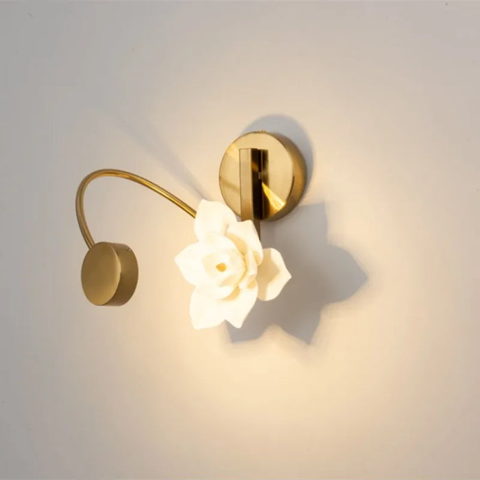 Ceramic art deco wall light