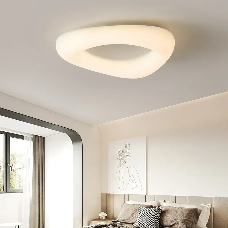 Dimmable flush mount