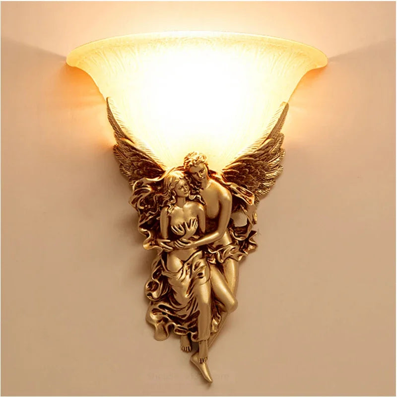 Retro resin lovers wall light