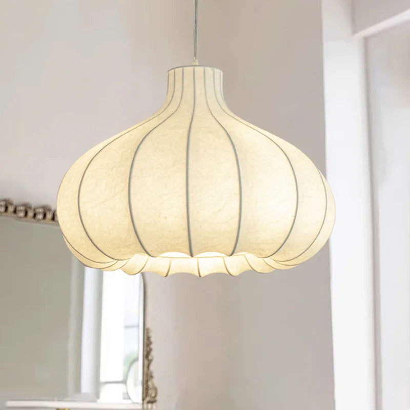 Retro silk pendant