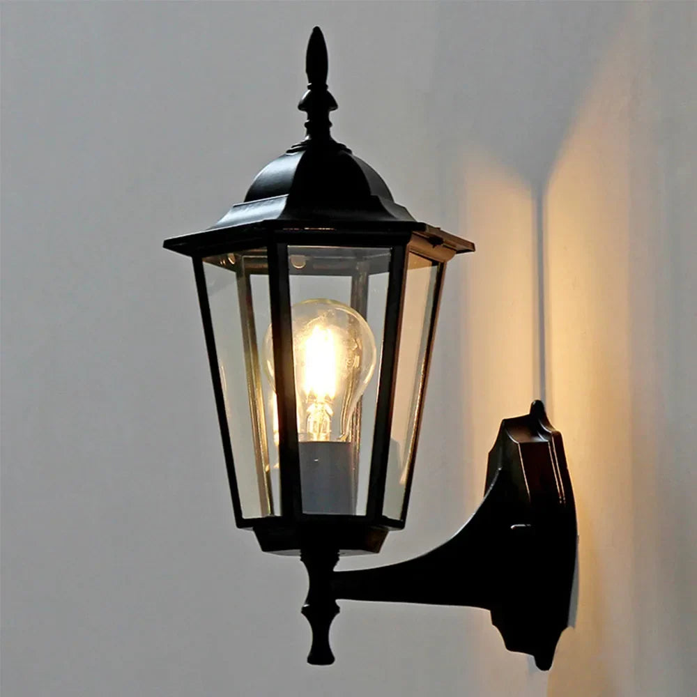 IP44 garden wall light