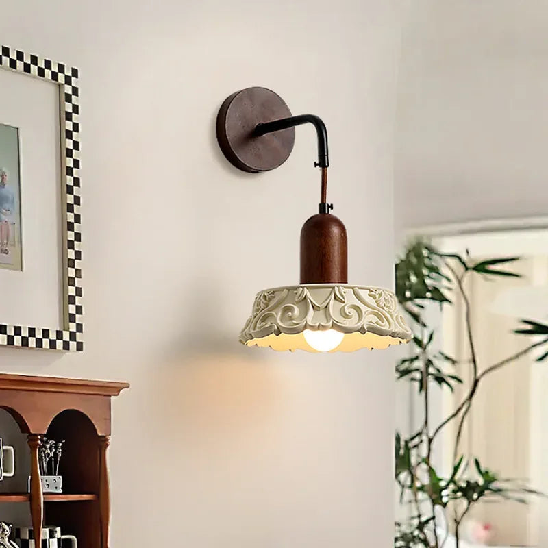 Nordic wood wall light