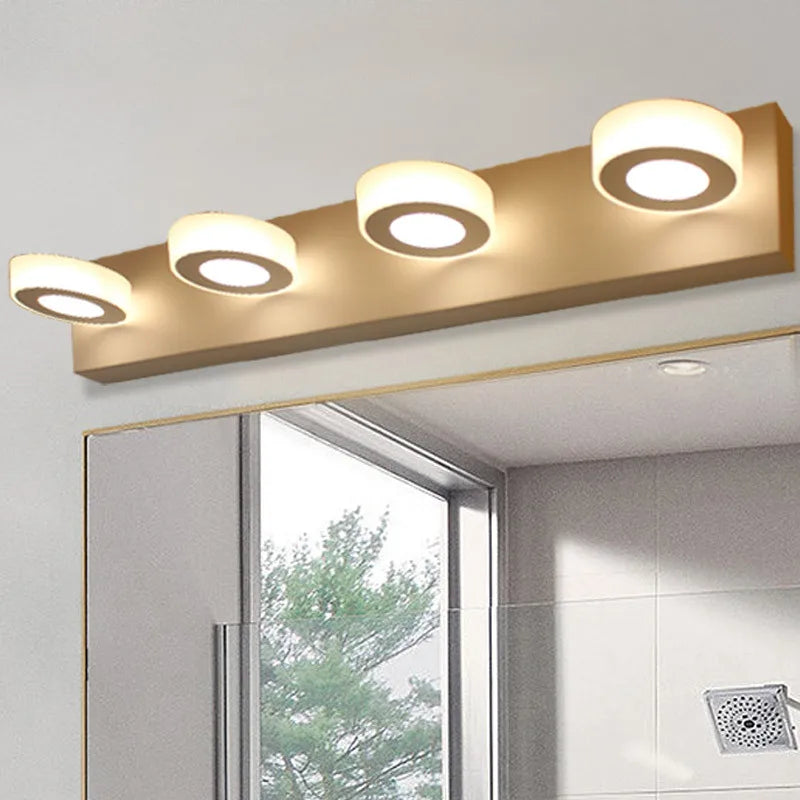 Multi head vanity light