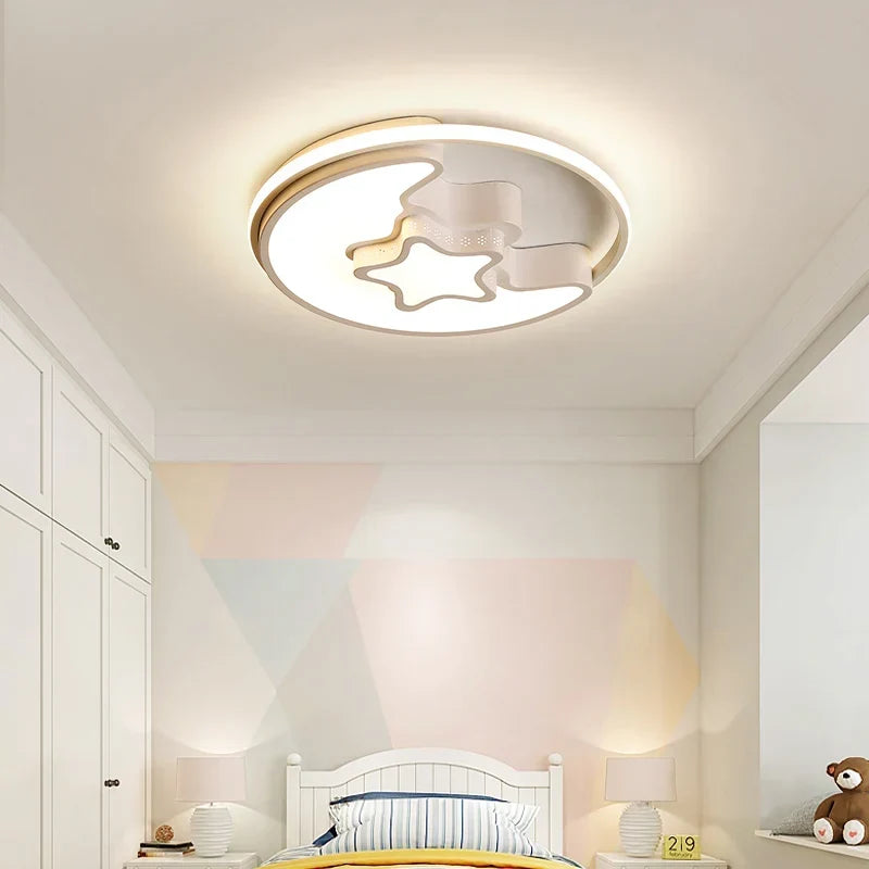 Luna Cartone, view 4