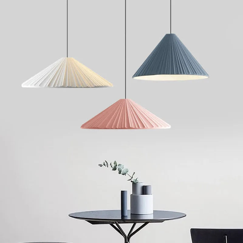 Hat ceiling light