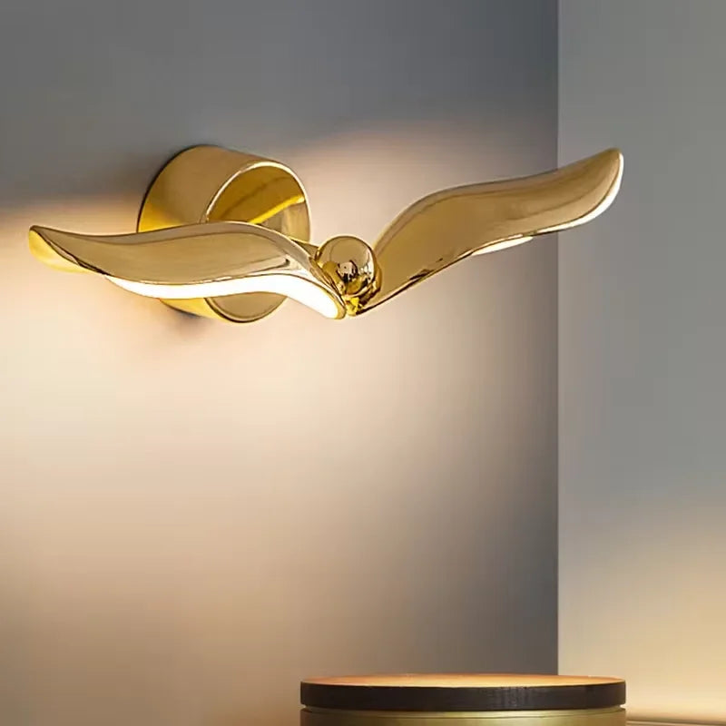 Seagull sconce