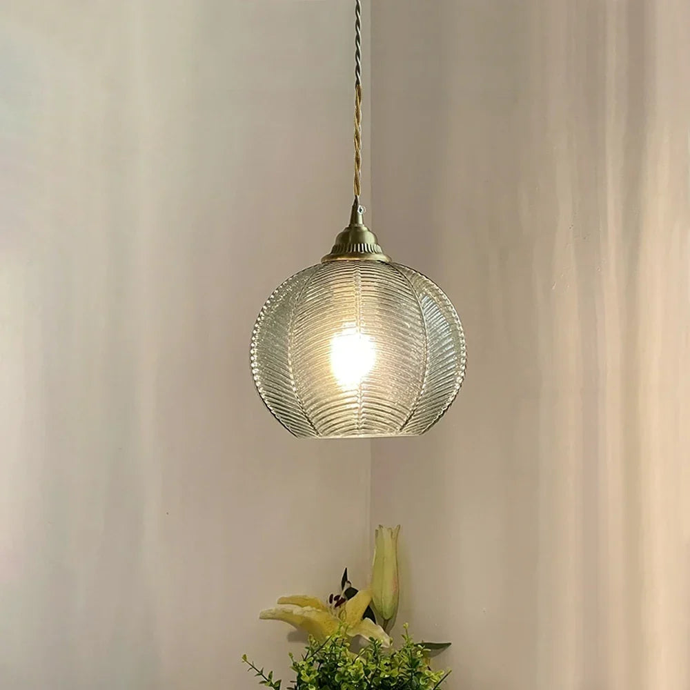 Clear glass pendant