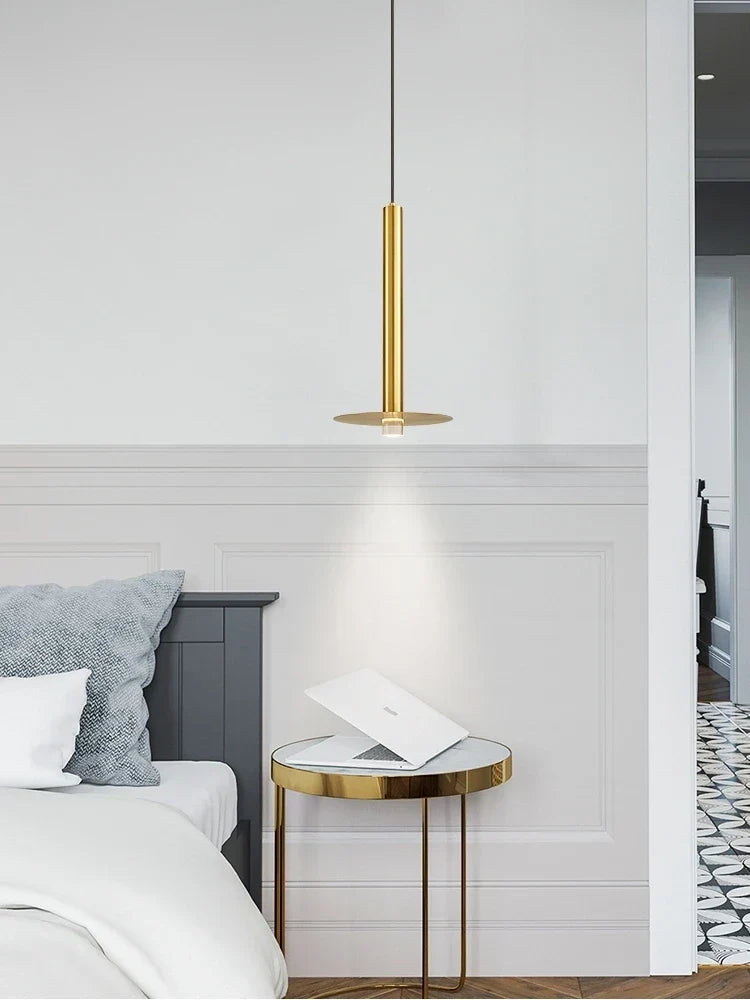Gold E27 lamp