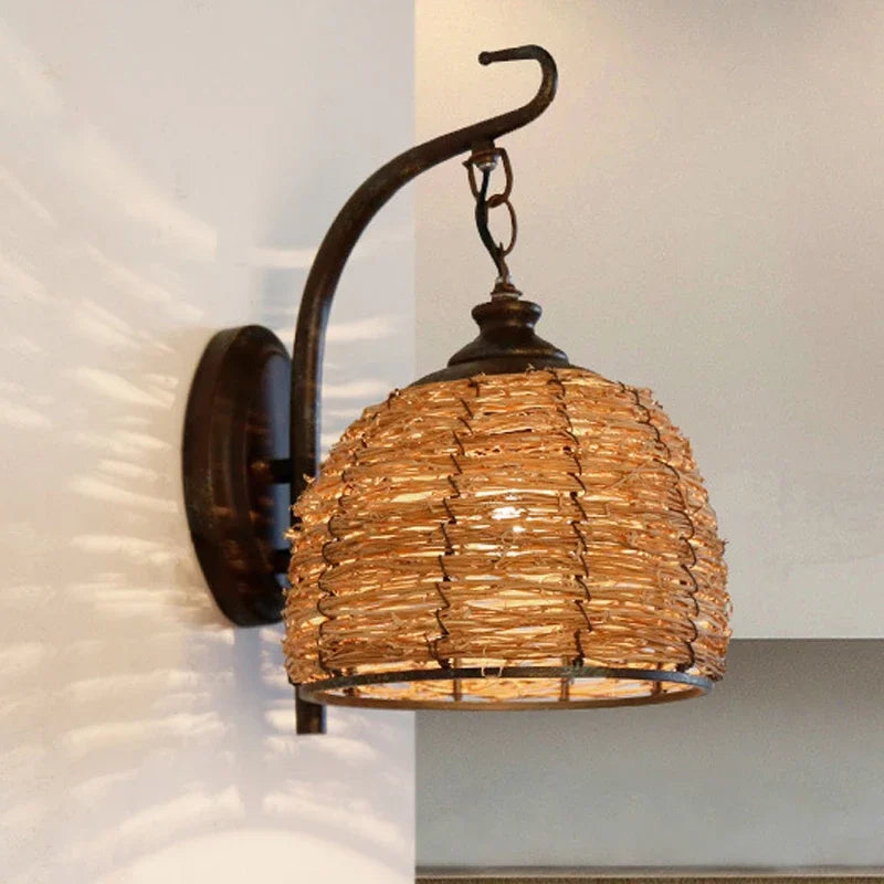 Vintage Rattan, view 3