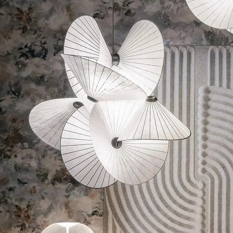 Twisted pendant light