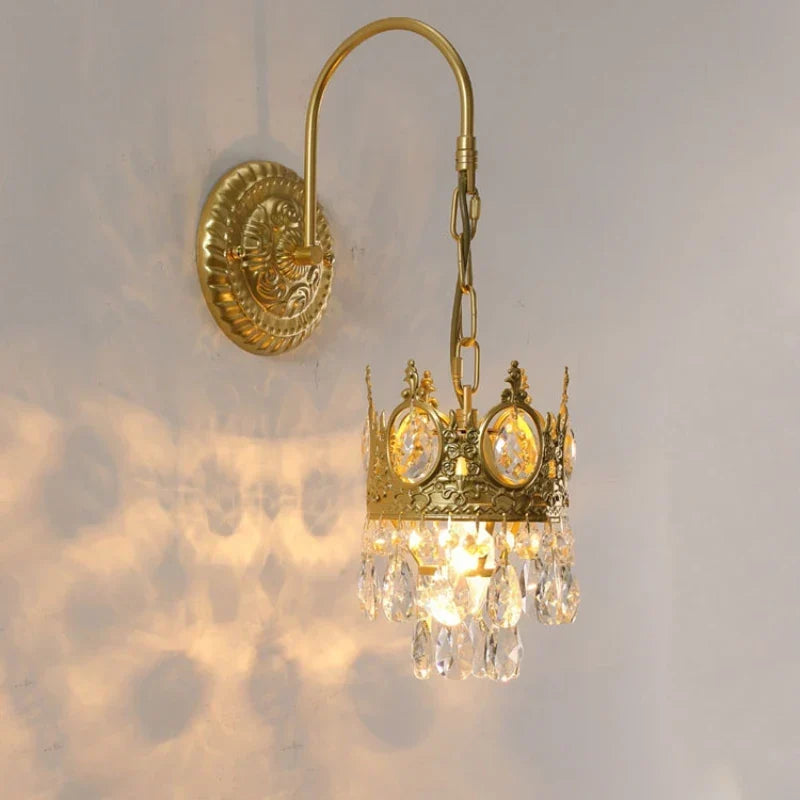 Retro gold crystal wall light