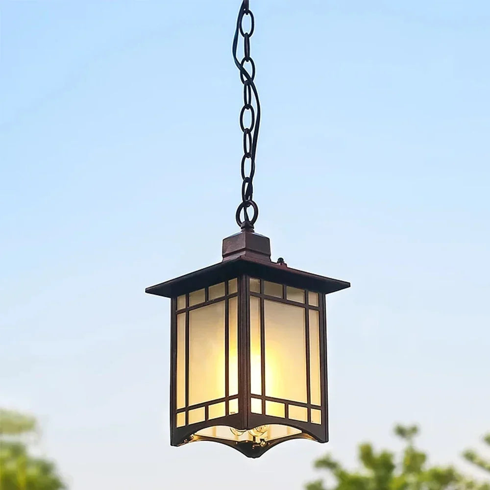 Outdoor pendant light