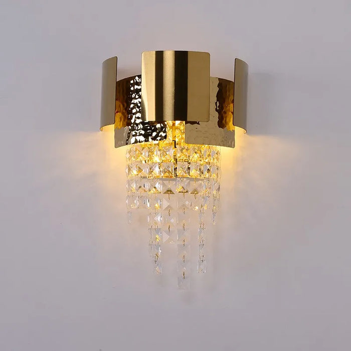 Crystal wall light