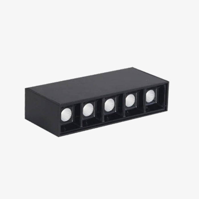Linear spotlight