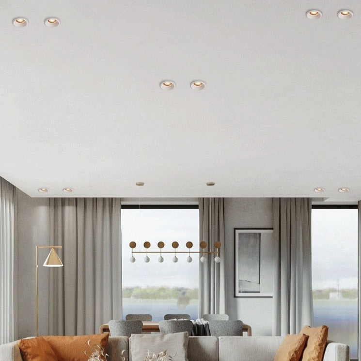 Anti-glare dimmable spot