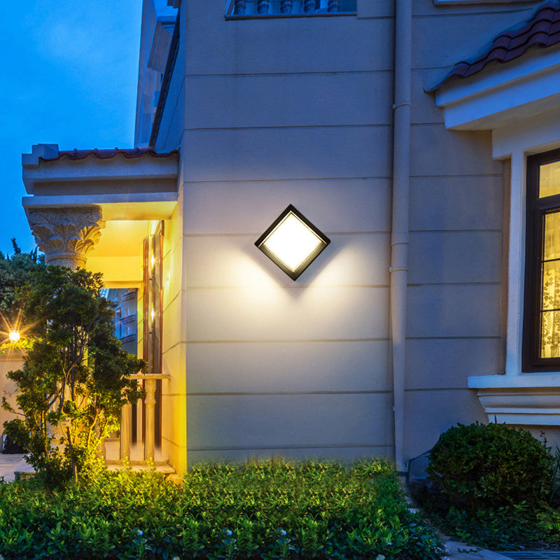 Alienor Outdoor Wall Light, view 3